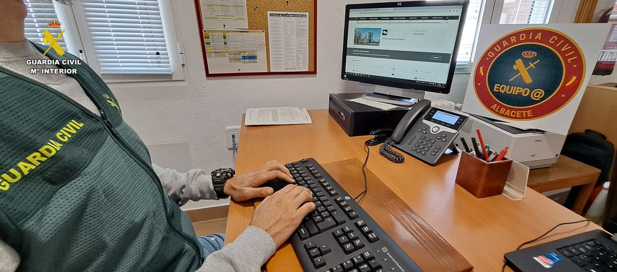 LA GUARDIA CIVIL DE ALBACETE DETIENE A UNA PERSONA POR LOS DELITOS DE ESTAFA, FALSIFICACIÓN DE DOCUMENTO Y REVELACIÓN DE SECRETOS