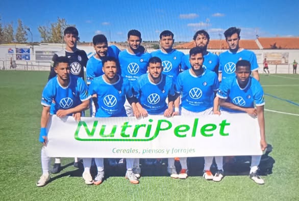 IMPORTANTE VICTORIA A DOMICILIO DEL HELLÍN CF
