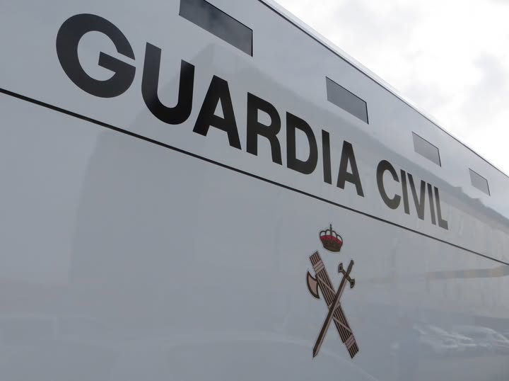 LA GUARDIA CIVIL DE ALBACETE DETIENE A TRES PERSONAS POR ESTAFA, FALSEDAD DOCUMENTAL Y USURPACIÓN DE ESTADO CIVIL