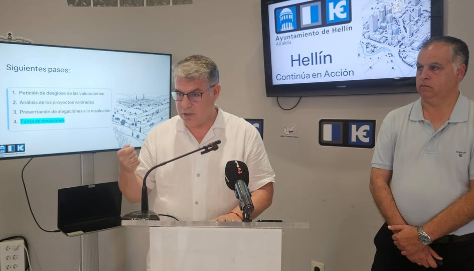 MANUEL SERENA LAMENTA LA FALTA DE APOYO DEL GOBIERNO CENTRAL A LOS PROYECTOS QUE HELLÍN NECESITA Y ANUNCIA LA PRESENTACIÓN DE ALEGACIONES