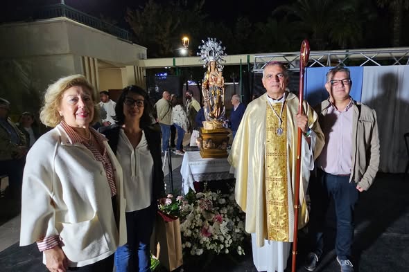 EMOTIVA MISA DE DESPEDIDA DE LA VIRGEN DEL ROSARIO EN EL RECINTO FERIAL