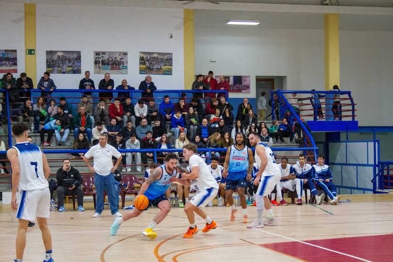 MOVISTAR ESTUDIANTES Y TOBARRA CB DISPUTARON UN GRAN PARTIDO QUE SE DECANTÓ A FAVOR DEL EQUIPO MADRILEÑO POR 85 – 78