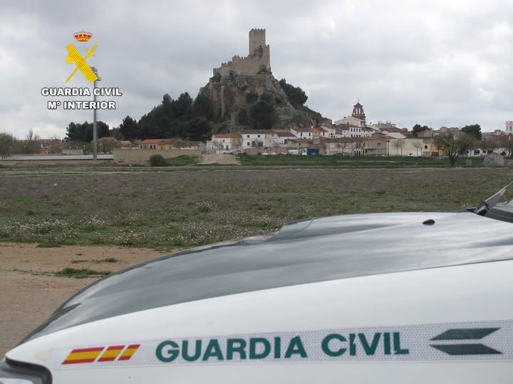 LA GUARDIA CIVIL DE ALBACETE DETIENE A UNA PERSONA POR OCHO DELITOS DE ROBO CON FUERZA Y POR OTRO DE DAÑOS