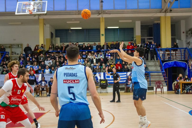 EL TOBARRA CB CAYÓ DERROTADO EN SU PRIMER PARTIDO EN CASA EN EL AÑO 2026 AL PERDER CONTRA EL CB VILLARROBLEDO POR 56 – 77