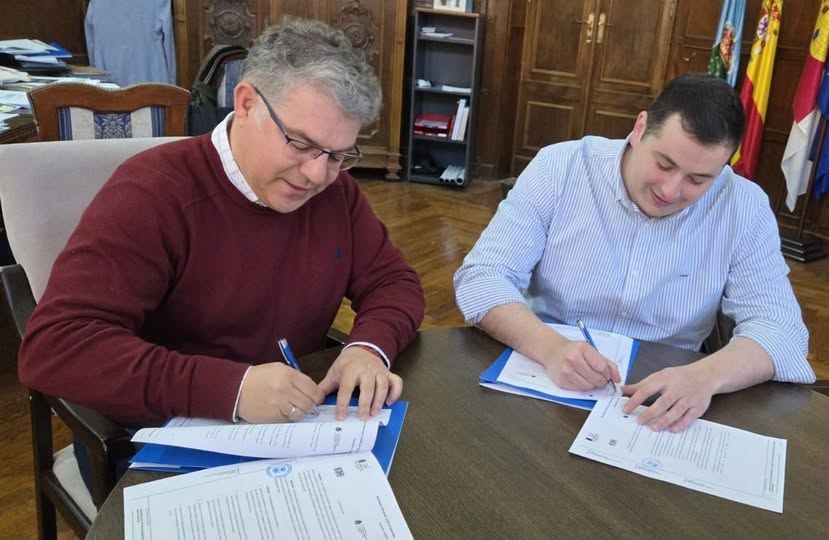 LA FEDERACIÓN DE COFRADÍAS Y HERMANDADES Y EL EXCMO. AYUNTAMIENTO DE HELLÍN FIRMAN EL MAYOR CONVENIO DE COLABORACIÓN DE LOS ÚLTIMOS 15 AÑOS