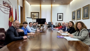 LA DIPUTACIÓN DE ALBACETE CERTIFICA «LA MEJOR SITUACIÓN ECONÓMICA DE SU HISTORIA» CERRANDO 2025 CON 71,8 MILLONES DE REMANENTE Y UN AUMENTO DEL 220% EN INVERSIONES MUNICIPALES RESPECTO A 2015