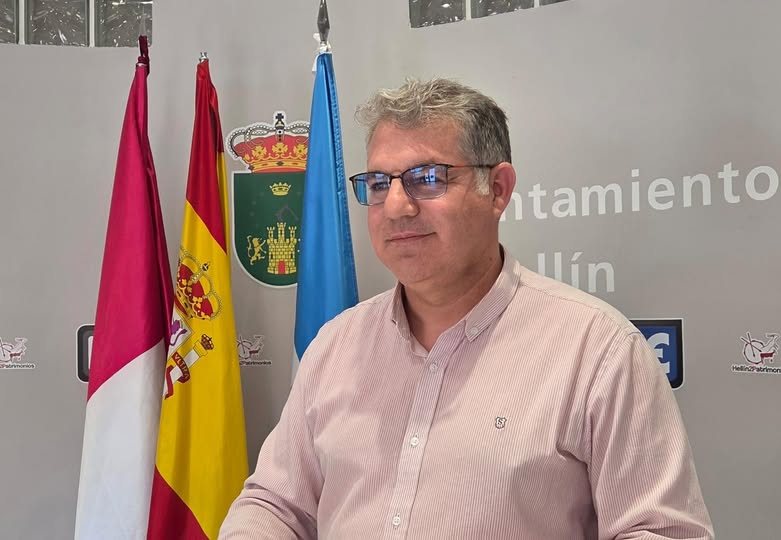 EL ALCALDE DE HELLÍN DENUNCIA LA «HIPOCRESÍA» DEL PSOE ANTE LA SUBIDA DE TASAS IMPUESTA POR EL GOBIERNO NACIONAL Y REGIONAL