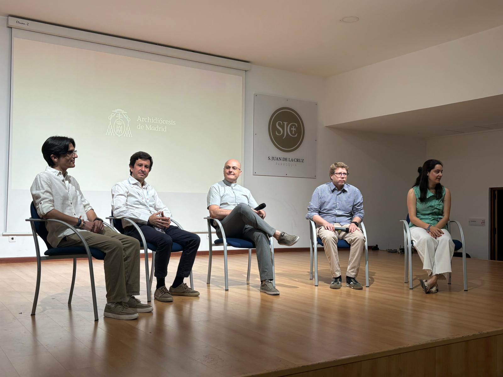 ENCUENTRO DEL PAPA EN IFEMA CON QUIENES DE MODO INVISIBLE HACEN POSIBLE LA VISITA