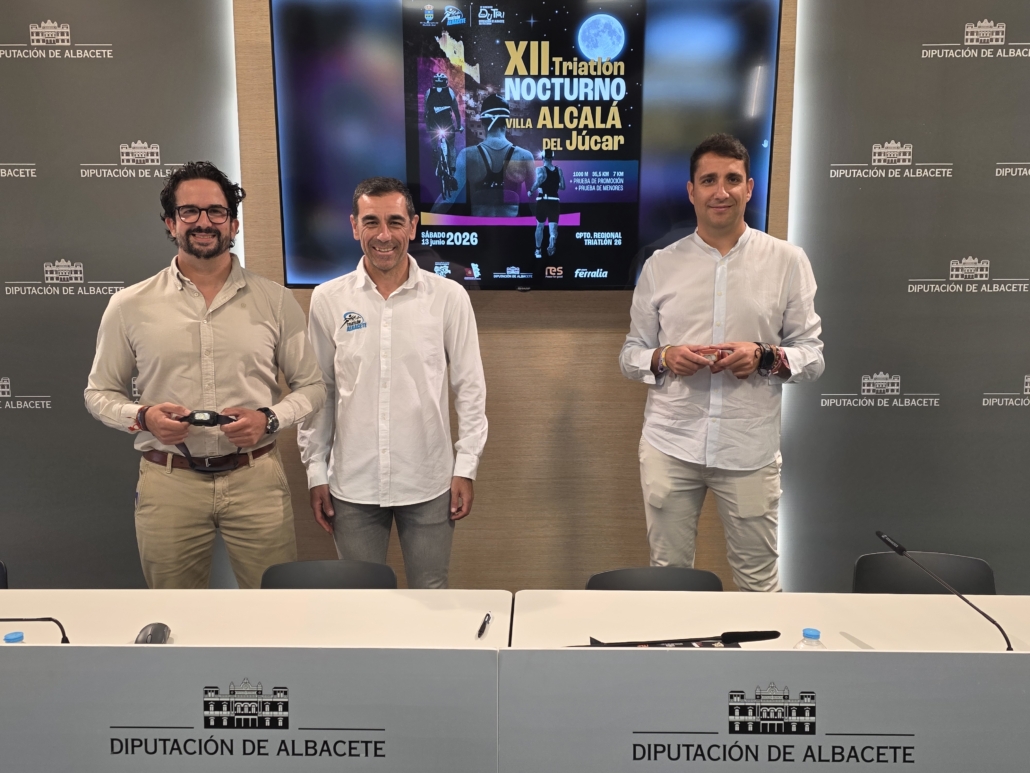 ALCALÁ DEL JÚCAR ACOGE ESTE SÁBADO EL PRIMER TRIATLÓN NOCTURNO DE ESPAÑA, UN HITO PARA EL DEPORTE PROVINCIAL DE LA MANO DE LA DIPUTACIÓN Y EL AYUNTAMIENTO