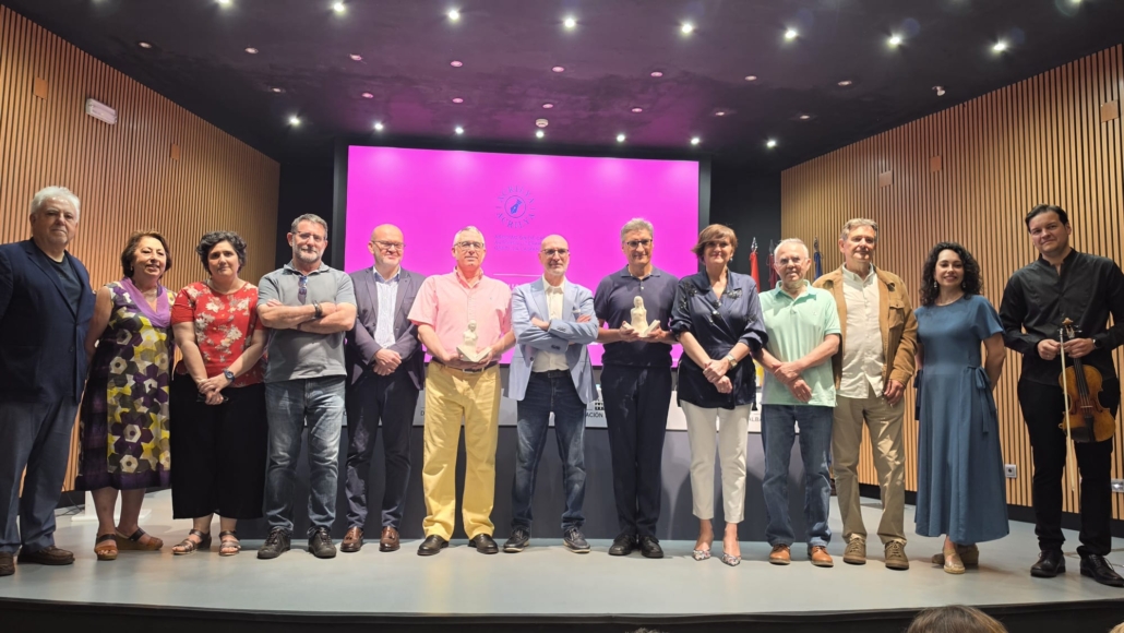 LA DIPUTACIÓN REAFIRMA SU APOYO A LA CULTURA COMO MOTOR DE DESARROLLO EN LA ENTREGA DE LOS I PREMIOS DE LA CRÍTICA DE C-LM IMPULSADOS POR ACRILYA