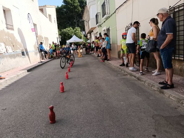 ÉXITO EN EL III TROFEO ESCUELAS DE CICLISMO ‘ACUEDUCTO DE ALBATANA’