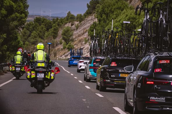 LA UNIDAD DE MOVILIDAD Y SEGURIDAD DE LA GUARDIA CIVIL “DÁMASO GUILLÉN” PARA LA VUELTA CICLISTA A ESPAÑA 2026 RECORRE LAS CARRETERAS DE ALBACETE